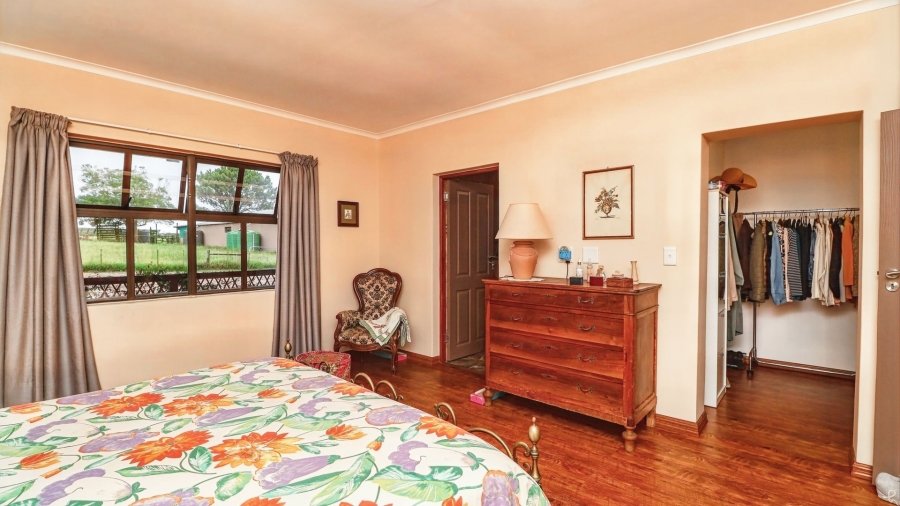 Commercial Property for Sale in Rondevlei Western Cape